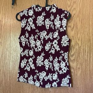 Size S Casual Corner Shirt